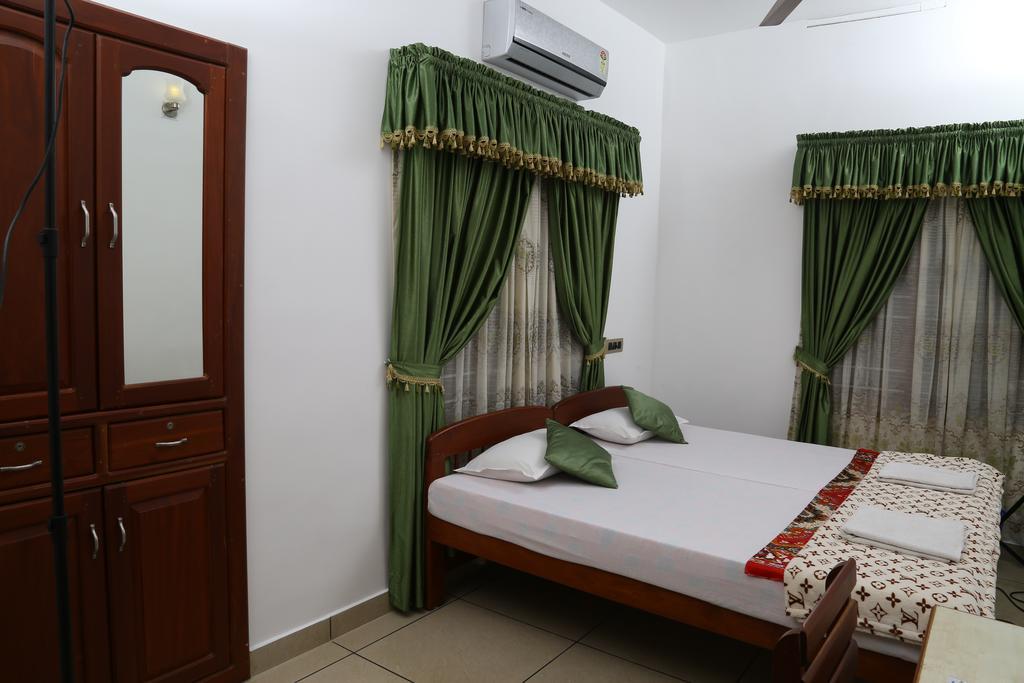 Kevins Placid Homestay Kochi Room photo